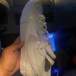 Nike Blazer Low Sacai White patent leather